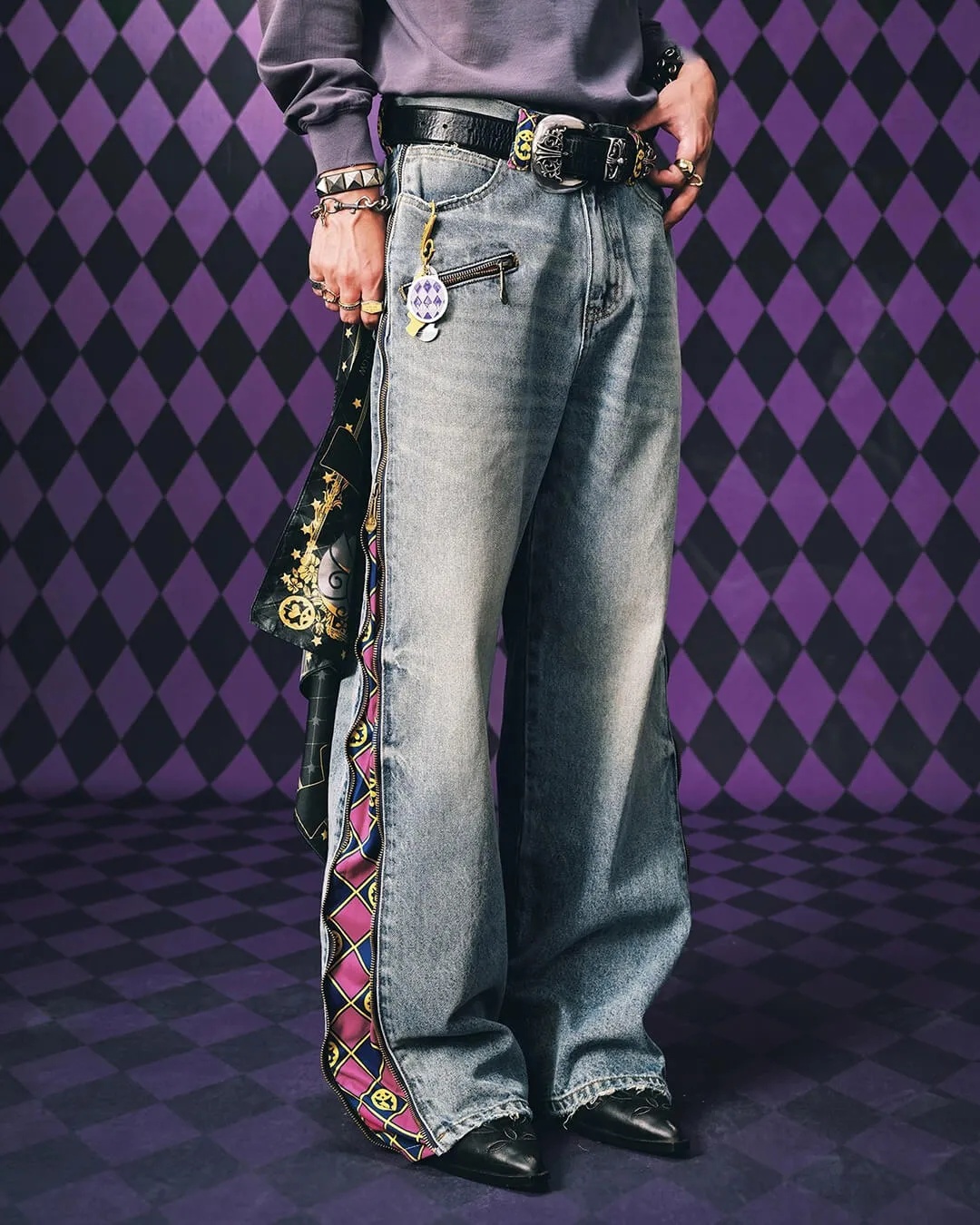 Dżinsy JoJo Anime z odpinanym  – Jeans recenzja i cena