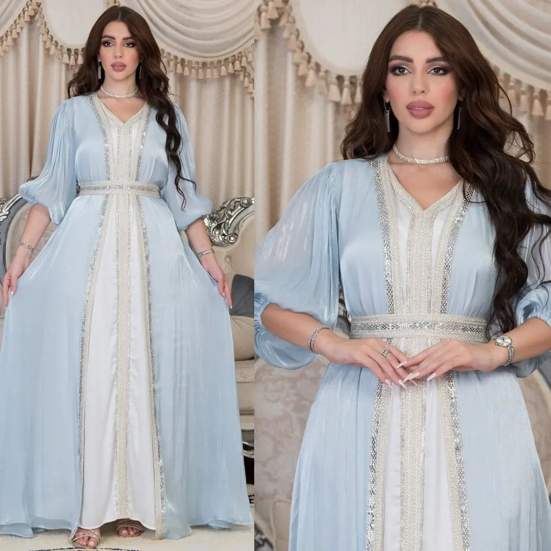 Sukienka z cekinami w kolorze  – Dresses recenzja i cena